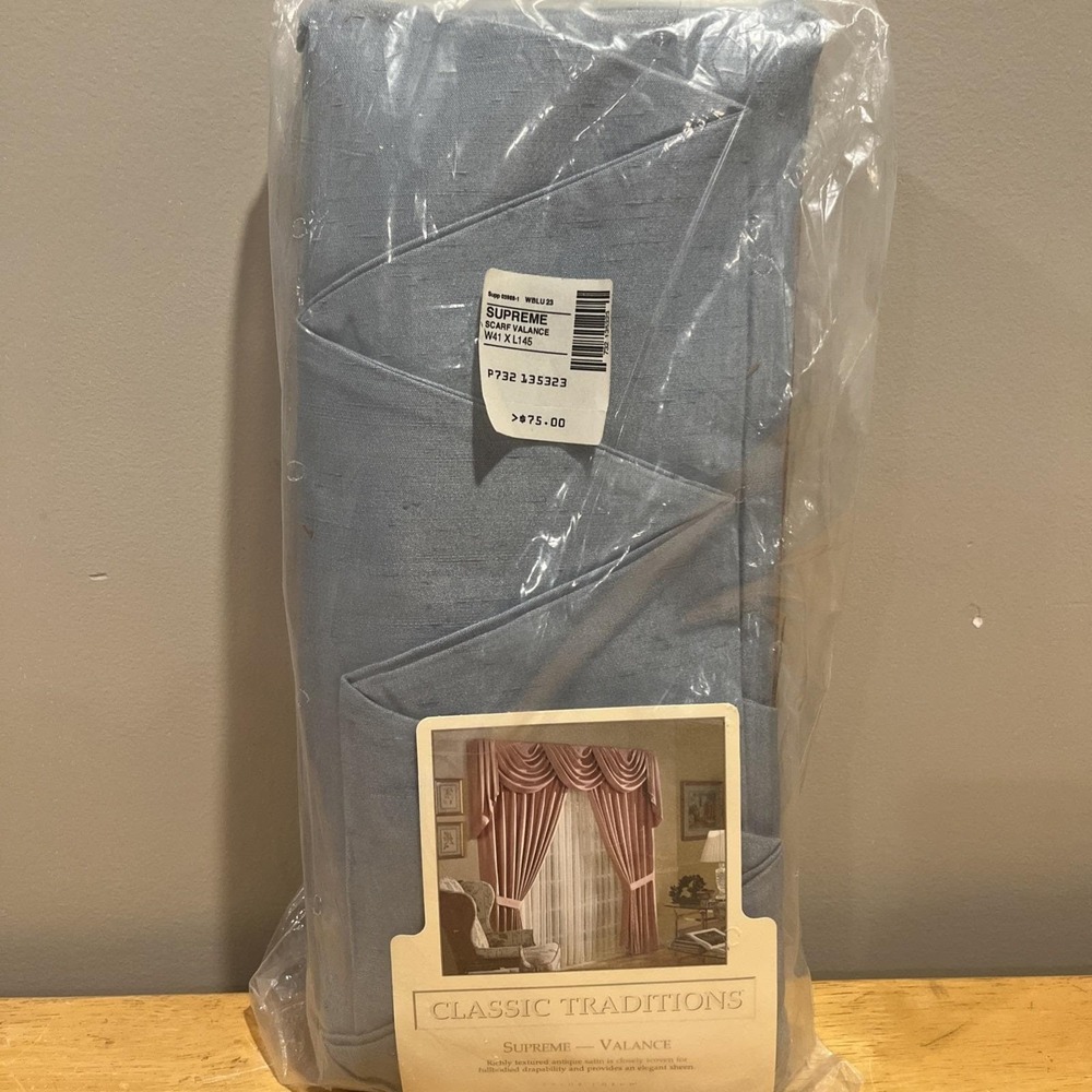 Vtg JCPenney Supreme Scarf‎ Valance Wedgewood Blue 145x41" Rayon Blend